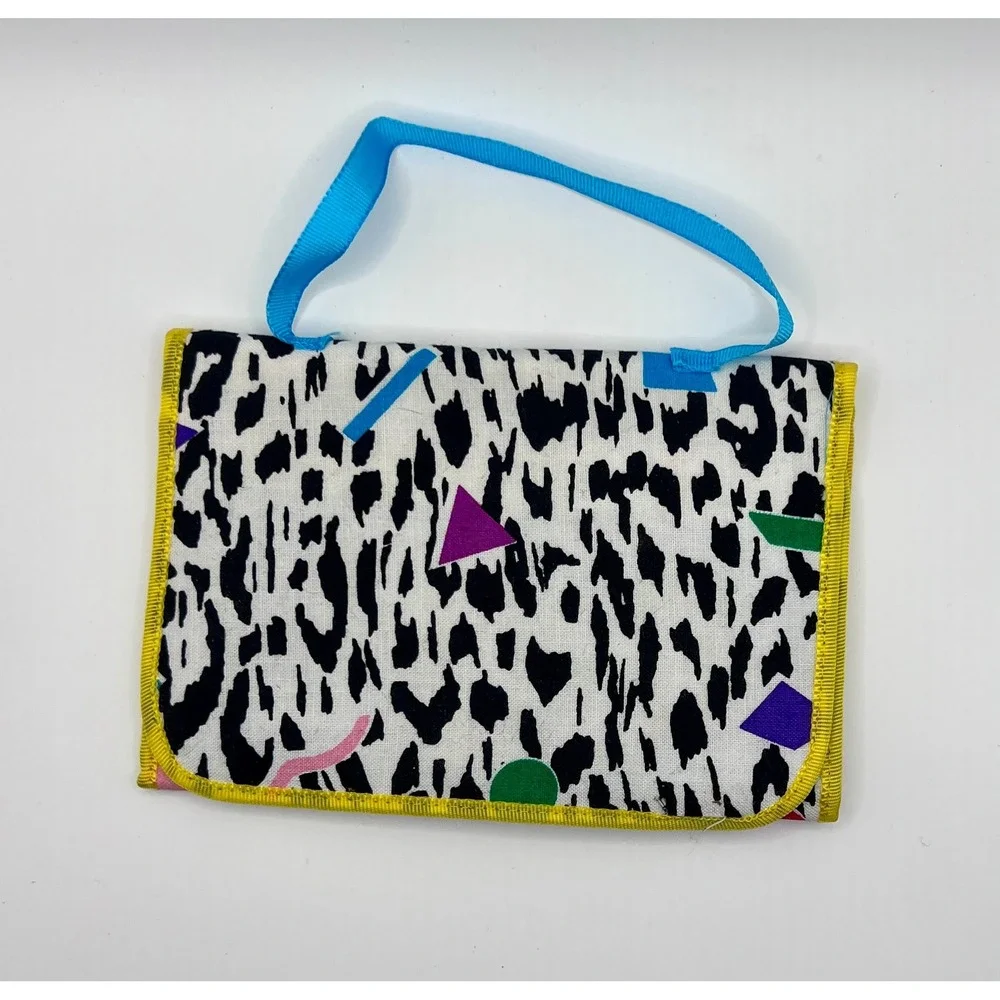 Mattel Hot Looks Doll Accessory Bag Set OS Multi Excellent 1980s Dino Visor Sock